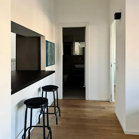 The Twenty - Villaggio Olimpico apartment-2